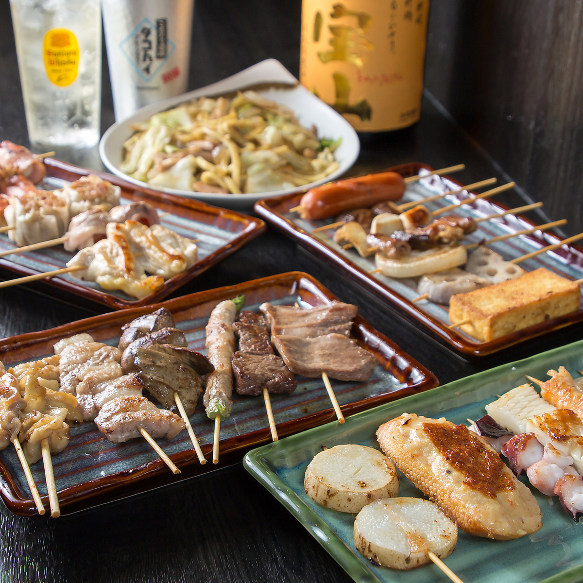 自家製ホルモンだれが決め手！豚ホルモン焼きや豊富な鉄板串焼きをご堪能ください◎