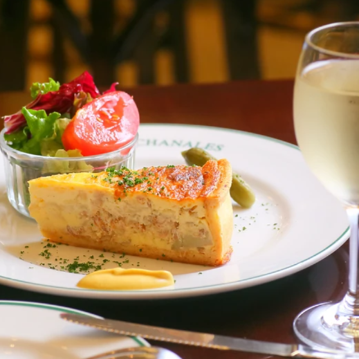 サクッとした生地とプルプルの食感が相性抜群！女子会にぜひ。