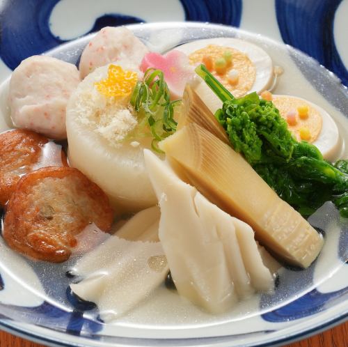 鯛出汁が染み込む熱々おでん