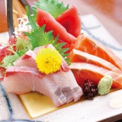 생선의 구조 삼품 모듬