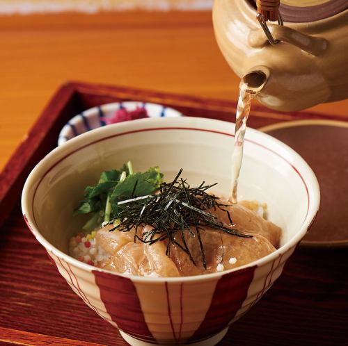 真鯛のごま茶漬け