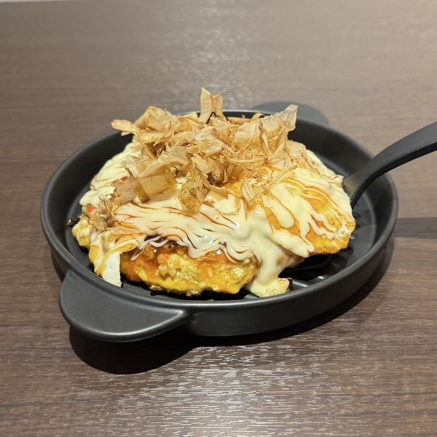 絶品のお好み焼きや、刺身、もつ煮などを楽しめます！