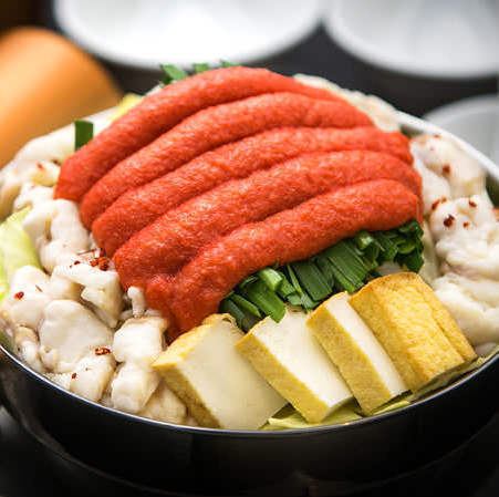 The famous ``Mentaimotsu nabe'' and the cheese risotto at the end are also delicious!!
