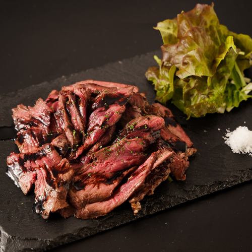 Meat with excellent cost performance! Beef skirt steak!