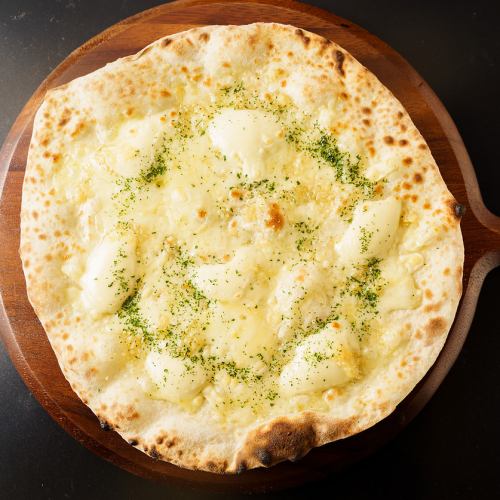 garlic and mozzarella