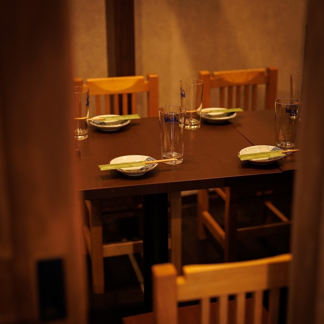 We will prepare tables according to the number of people. Perfect for a date!