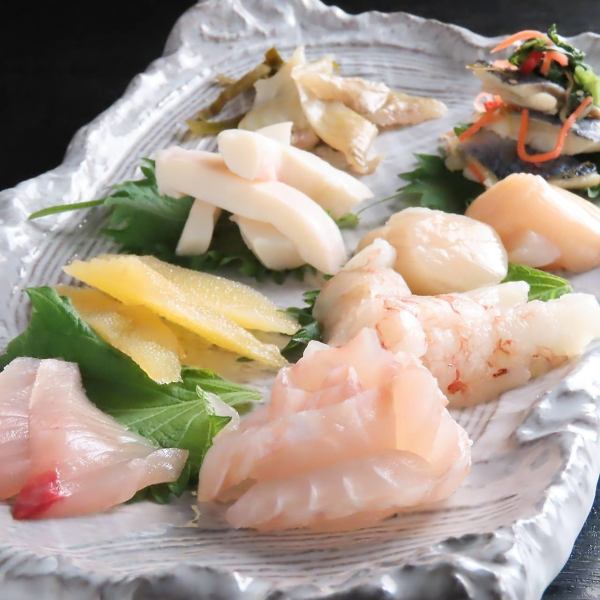 【今日推薦★☆】刺身1份100日圓起 / 今日刺身拼盤（6-7種）600日圓起