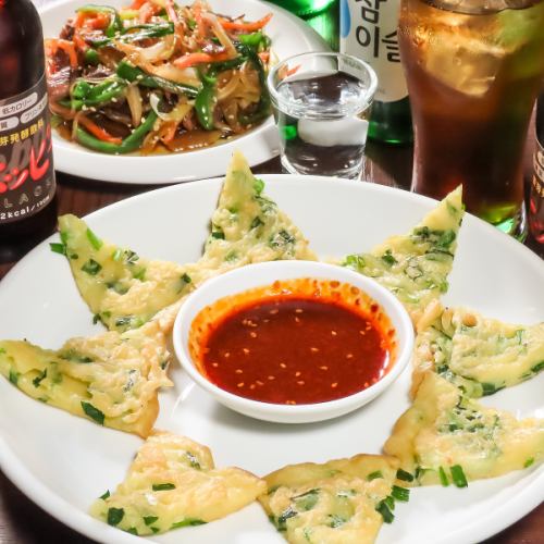 焼肉を彩る！種類豊富な逸品と本格韓国料理