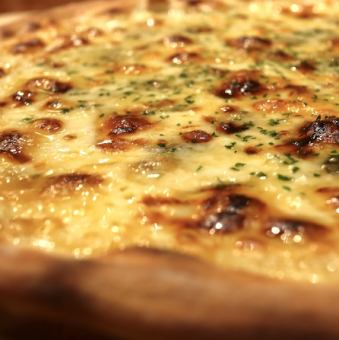 ゴルゴンゾーラのPIZZA 蜂蜜添え