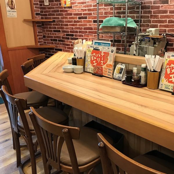 【カウンター席】サク飲み・サク飯にはカウンター席がおすすめ！