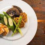 炭火焼き野菜の4種盛り