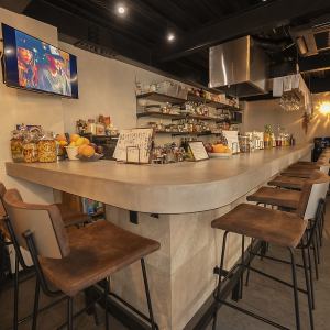 カウンター席×8席ご用意しています◎