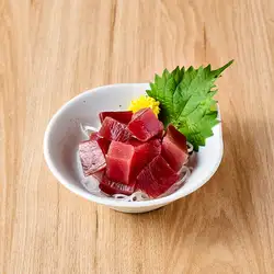 金枪鱼块刺身