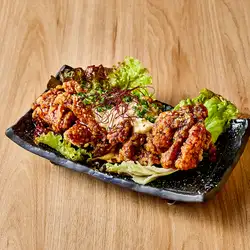美味的南蛮鸡配可食用塔塔酱