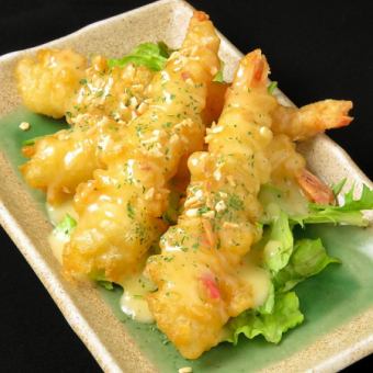 Juicy shrimp with mayonnaise