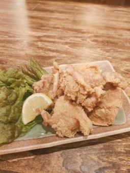 닭고기 튀김 (우마 소금 / 카레 / 양념)