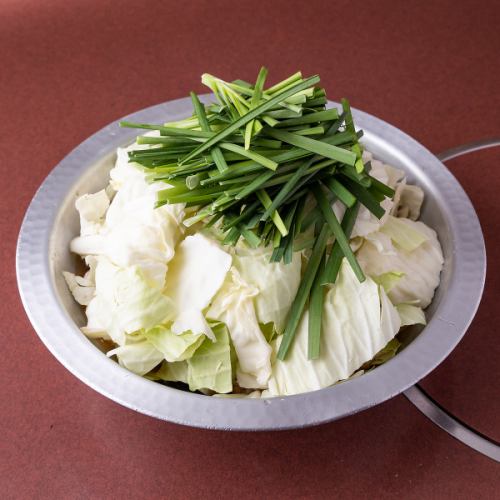 【白味噌】内脏白火锅（配生内脏、白菜、韭菜）