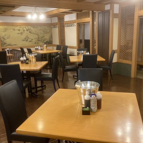 Horigotatsu/table seating