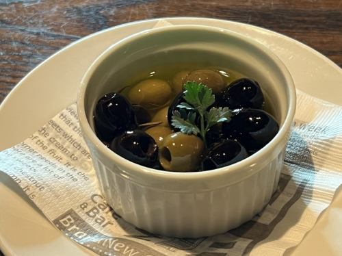 herb oil marinated olives