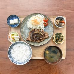 厚切四万十猪肉配上优质生姜套餐