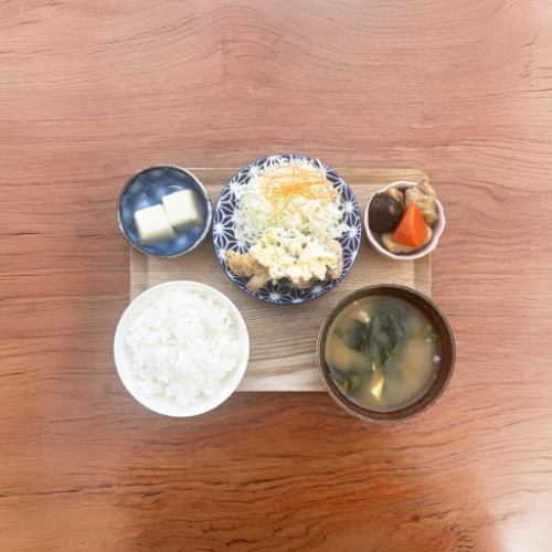 鸡肉红毛石套餐