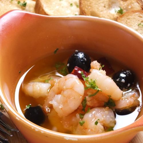 Small shrimp and olive grouper - basket included ~