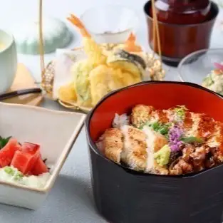 【7月8月限定】　鰻三種の贅沢御膳