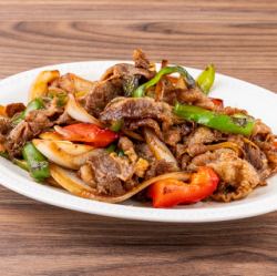 Five kinds of vegetables and beef stir fry