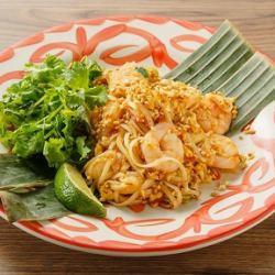 Pad Thai Thai classic fried noodles