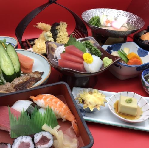 代々続く、地元から愛されるアットホームな和食の店