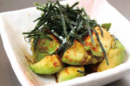 アボカドにんにく醤油