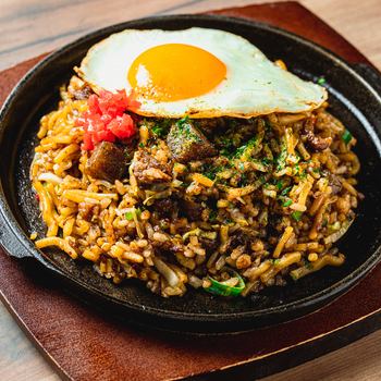 ぼっかけそばめし