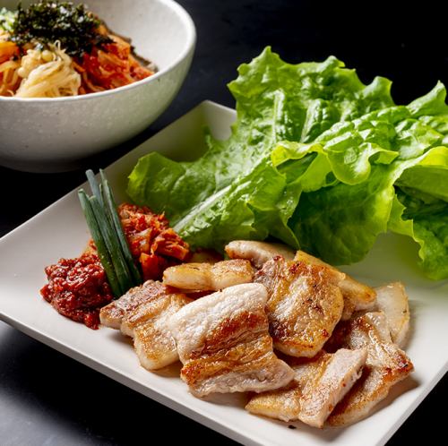 五花肉和拌饭套餐