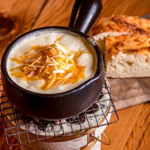 Charcoal-grilled cheese fondue with oven-baked focaccia [M]