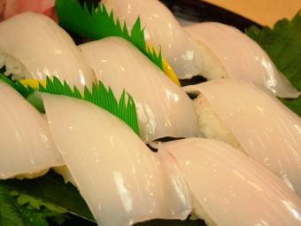 鱿鱼握寿司（8件）
