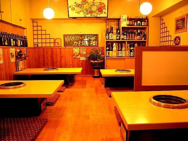 座敷35名迄！黒毛和牛焼肉の飲み放題付コース4000円！