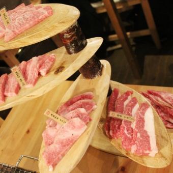 [Monday to Thursday only] Banquet course with meat tower <70 kinds 2H all-you-can-drink included> *200g of meat per person