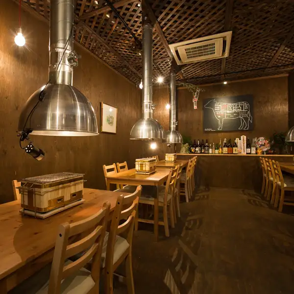 We can accommodate parties of 10 to 16 people by connecting tables!