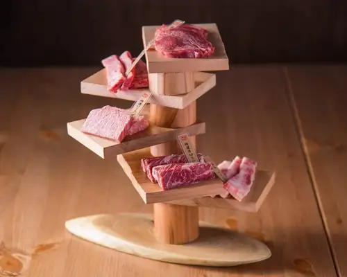 本日9月20日(日) 18:00より営業しております♪
ご来店お待ちしております🐂
