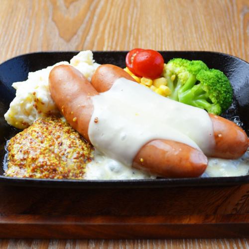 Grilled sausage with mozzarella cheese
