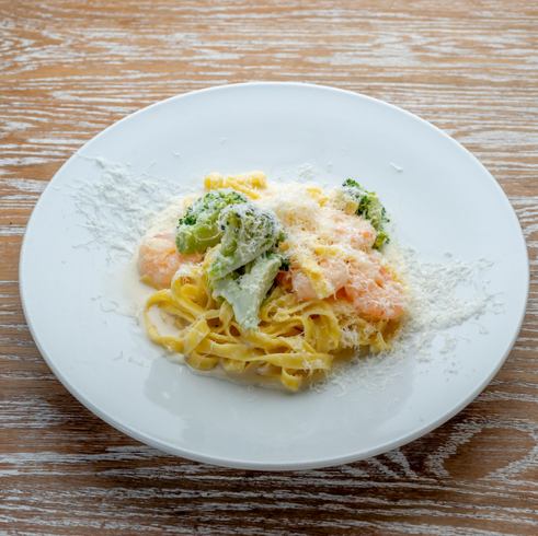 海老とブロッコリーのクリームパスタ