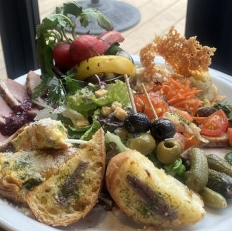 Assorted 10 kinds of appetizers (good spoon plate)