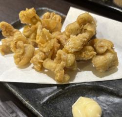 鶏皮の唐揚げ　カレー味