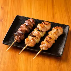 おまかせ串盛り（3本）