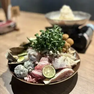 [Sudachi-flavored Mizore Chanko Nabe Course] 4 dishes total 3850 yen (tax included)
