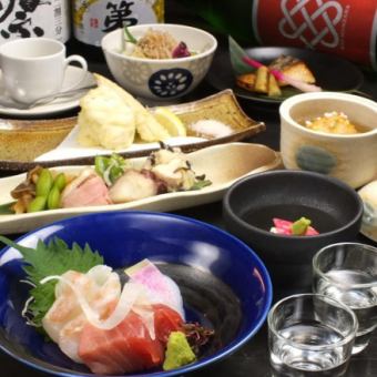【90分钟无限畅饮大盘套餐 5,800日元】可以享用家常菜和名菜的大盘套餐☆共7道菜