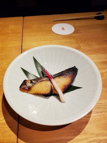 Discerning Saikyo-yaki Spanish mackerel