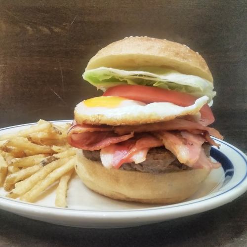 ベーコンエッグバーガー【Bacon Egg Burger】