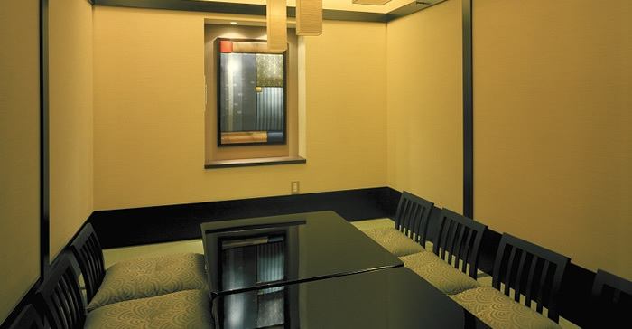 You can rent out the banquet room and enjoy your party in peace!