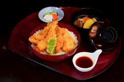 薩摩悠然地鶏と野菜のタレカツ丼 通常(60g)